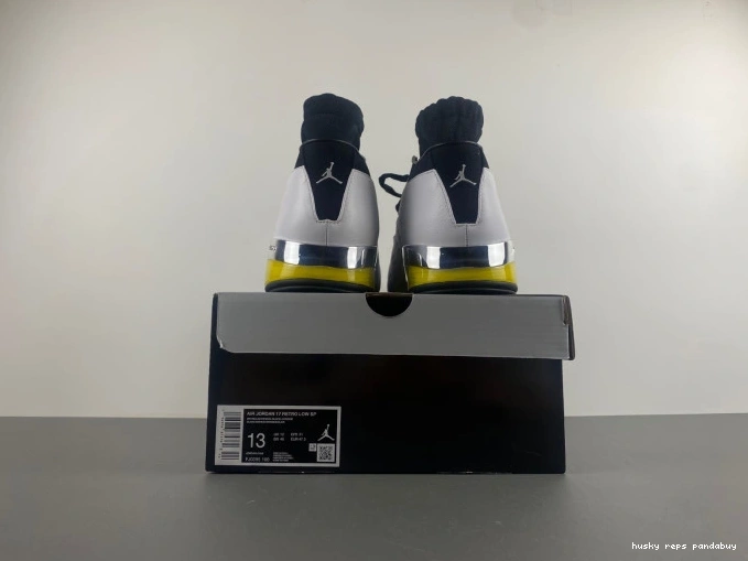 Cheap Husky Jordan Lightning 17 FJ0395-100 Low Air 0817